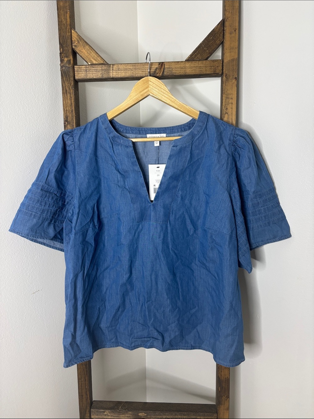 crown & ivy Indigo Split V-Neck Short Sleeve Blouse Size 2X